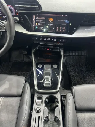 Audi A3 2022 — фото 12 из 28