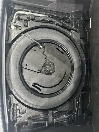 Audi Q3 2022 — фото 18 из 28