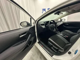 Toyota Corolla 2022 — фото 7 из 24