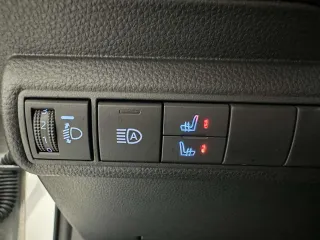 Toyota Corolla 2022 — фото 16 из 24