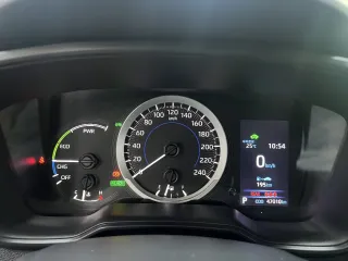 Toyota Corolla 2022 — фото 13 из 24