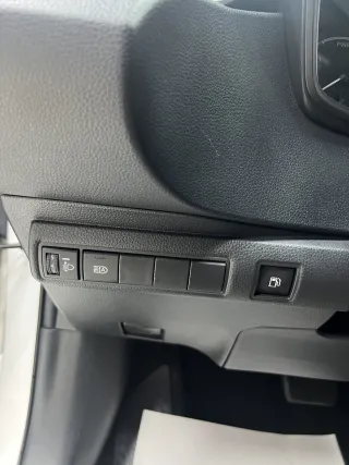 Toyota Corolla 2022 — фото 12 из 24