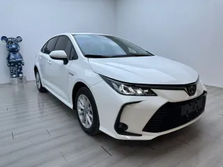 Toyota Corolla 2022 — фото 8 из 25