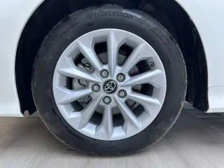 Toyota Corolla 2022 — фото 23 из 25