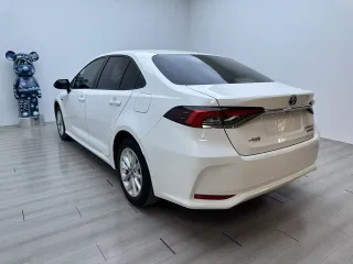 Toyota Corolla 2022 — фото 11 из 25