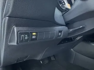 Toyota Corolla 2022 — фото 18 из 25