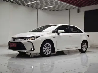 Toyota Corolla 2022 — фото 12 из 12