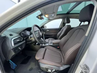 BMW 1-Series 2023 — фото 11 из 22