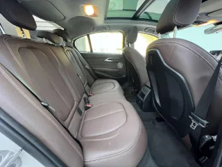 BMW 1-Series 2023 — фото 13 из 22