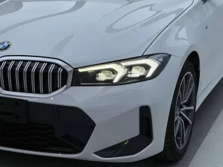 BMW 3-Series 2023 — фото 5 из 14