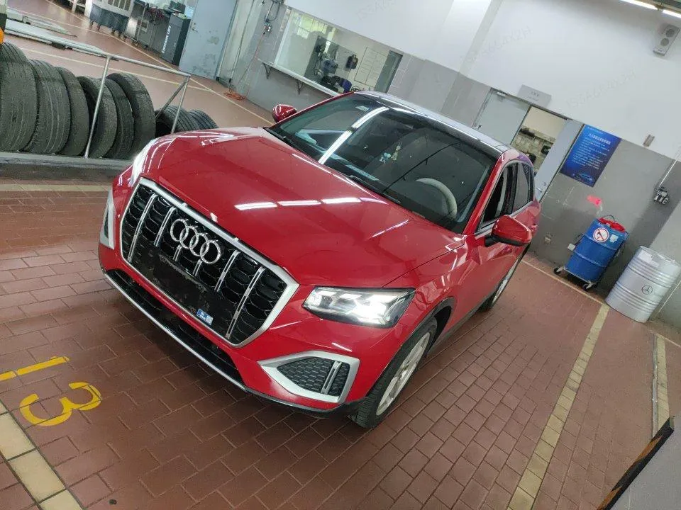 Audi Q2 2021 — фото 1 из 8