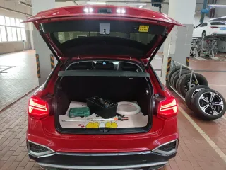Audi Q2 2021 — фото 2 из 8