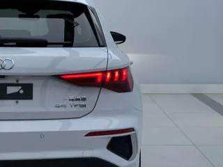 Audi A3 2021 — фото 4 из 25