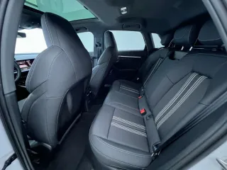 Audi A3 2023 — фото 10 из 13