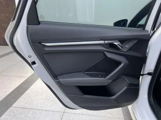 Audi A3 2021 — фото 14 из 18