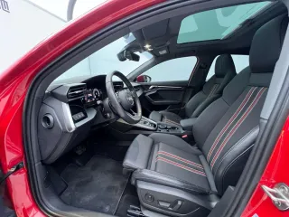 Audi A3 2022 — фото 10 из 18