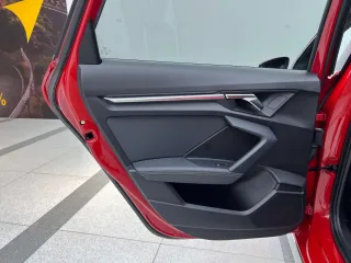 Audi A3 2022 — фото 16 из 18