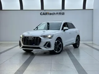 Audi Q3 2022 — фото 1 из 20