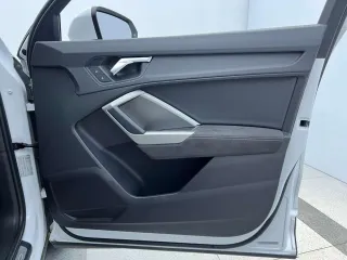 Audi Q3 2022 — фото 18 из 20