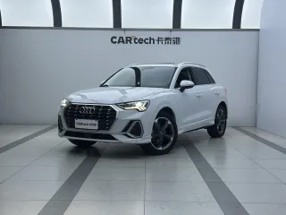 Audi Q3 2022 — фото 1 из 22
