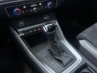 Audi Q3 2022 — фото 10 из 22