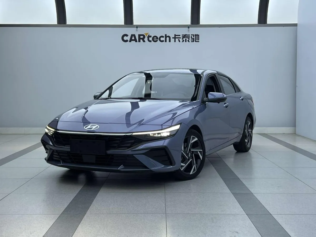 Hyundai Elantra