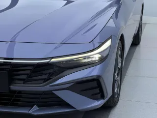 Hyundai Elantra 2023 — фото 3 из 20