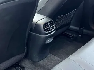 Hyundai Elantra 2023 — фото 14 из 20