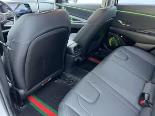 Hyundai Elantra 2021 — фото 16 из 23