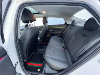 Hyundai Elantra 2021 — фото 15 из 23