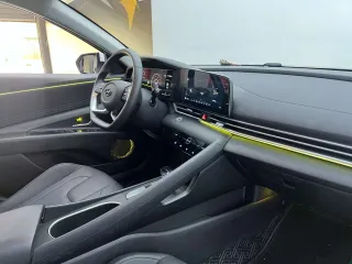 Hyundai Elantra 2021 — фото 18 из 23