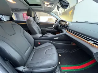 Hyundai Elantra 2021 — фото 17 из 23