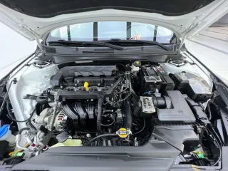Hyundai Elantra 2021 — фото 21 из 23
