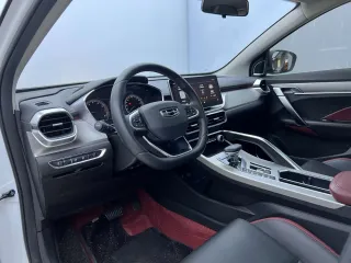Geely Coolray 2021 — фото 10 из 16