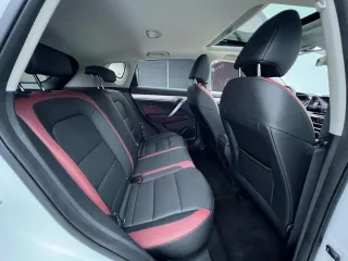 Geely Coolray 2023 — фото 11 из 21