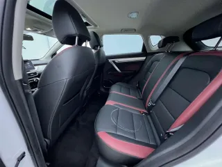 Geely Coolray 2023 — фото 12 из 21