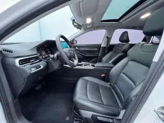 Geely Emgrand 2022 — фото 13 из 17