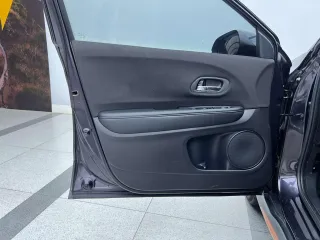 Honda VEZEL 2021 — фото 11 из 11
