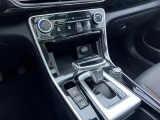 Kia Seltos 2023 — фото 9 из 23