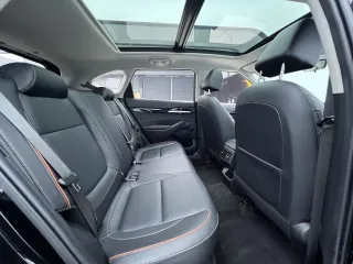 Kia Seltos 2023 — фото 16 из 23