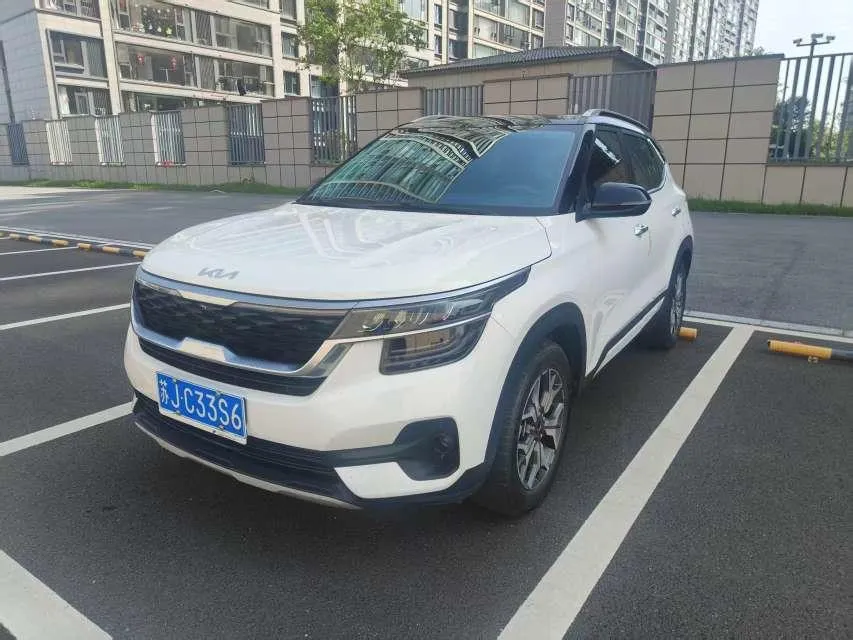 Kia Seltos 2022 — фото 1 из 9