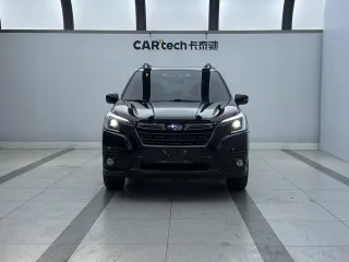 Subaru Forester 2021 — фото 2 из 18