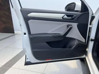 Volkswagen T-Roc 2023 — фото 10 из 22