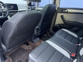 Volkswagen T-Roc 2023 — фото 12 из 22