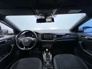 Volkswagen T-Roc 2021 — фото 23 из 28