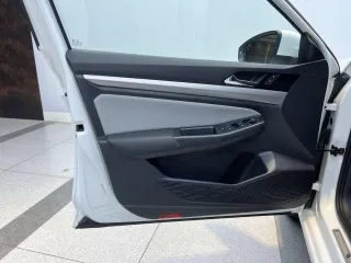 Volkswagen BORA 2022 — фото 10 из 18