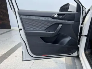 Volkswagen Tharu 2022 — фото 12 из 22
