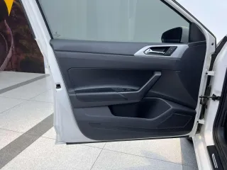 Volkswagen Polo 2022 — фото 13 из 22