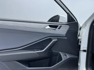 Volkswagen Sagitar 2023 — фото 11 из 23