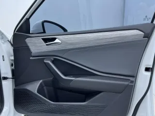 Volkswagen Sagitar 2023 — фото 17 из 23